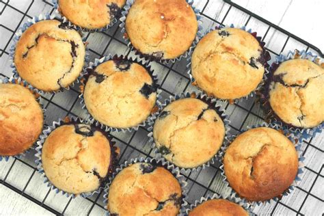 mary berry blueberry muffins